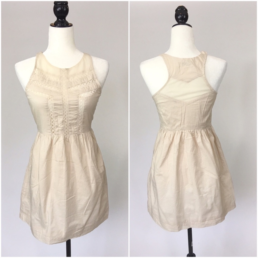 🌷KIMCHI BLUE Beige Lace Dress